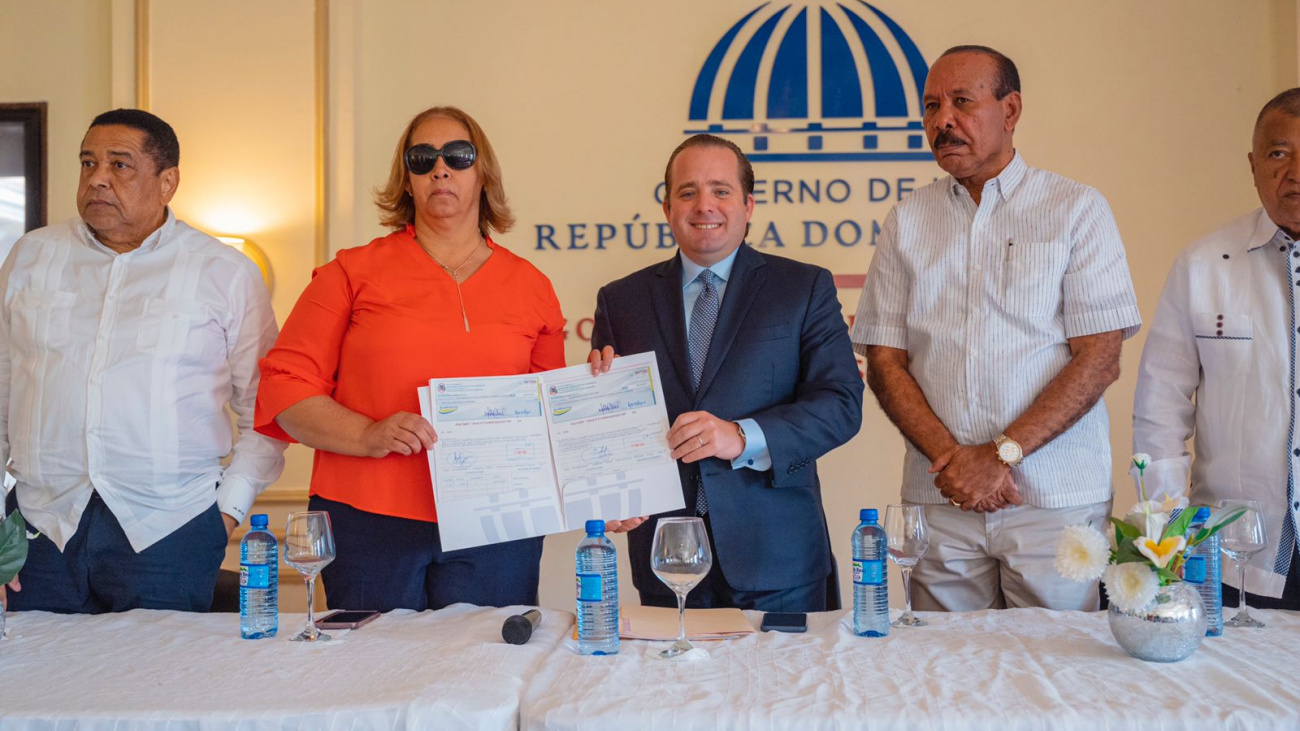 Paliza entrega RD 10 millones en San Cristóbal