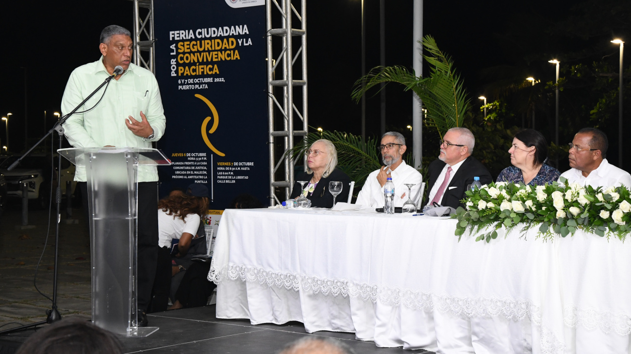 Ministro Interior y Policía