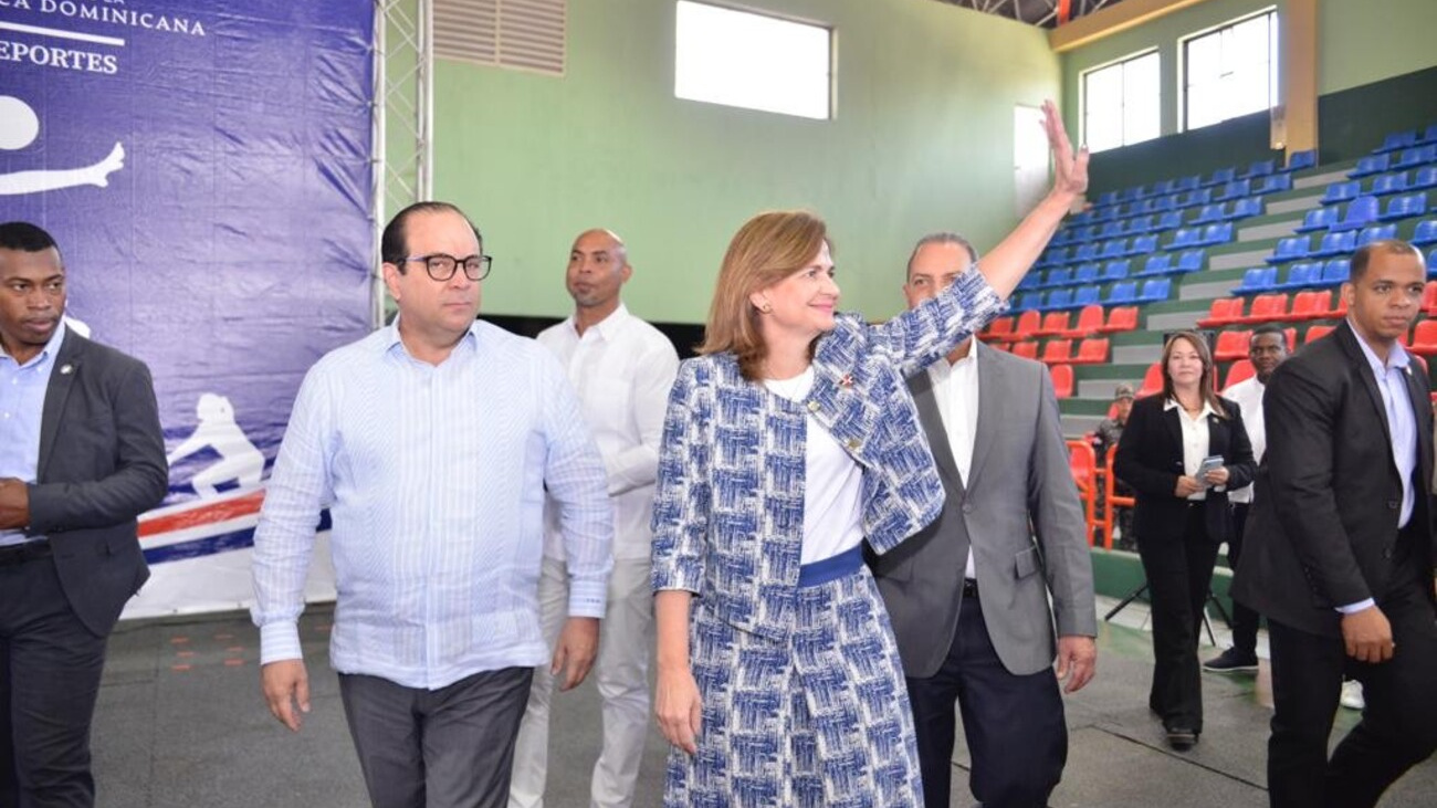 Vicepresidenta Raquel Peña
