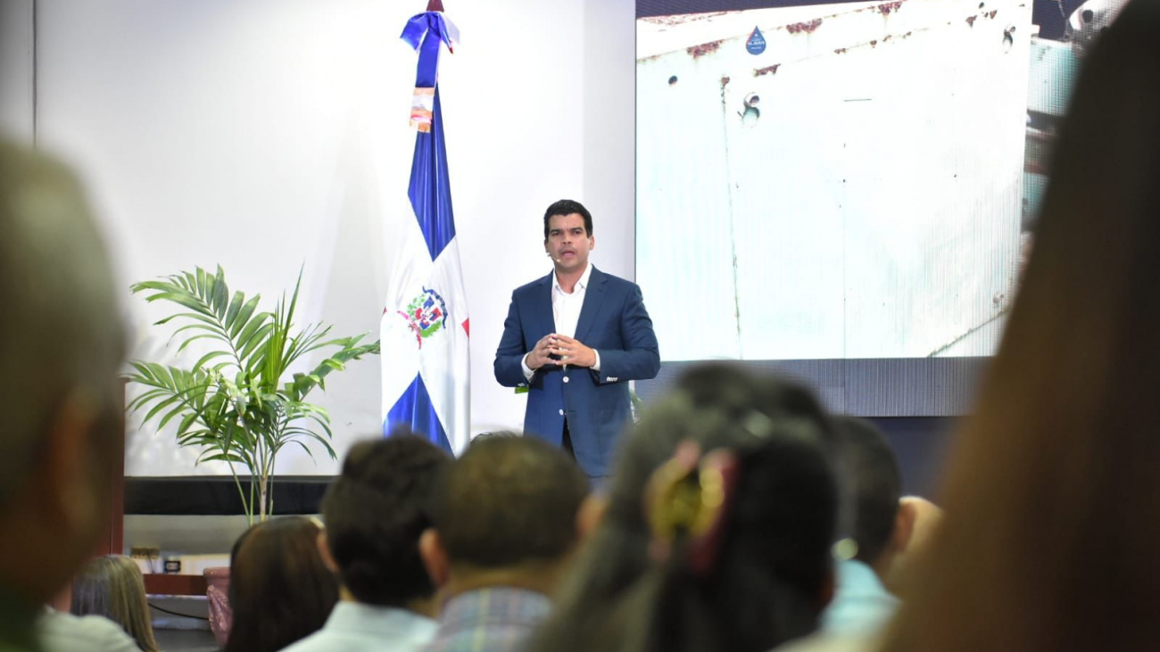 Director de INAPA inicia recorrido por EEUU para liderar conferencias en materia de agua potable