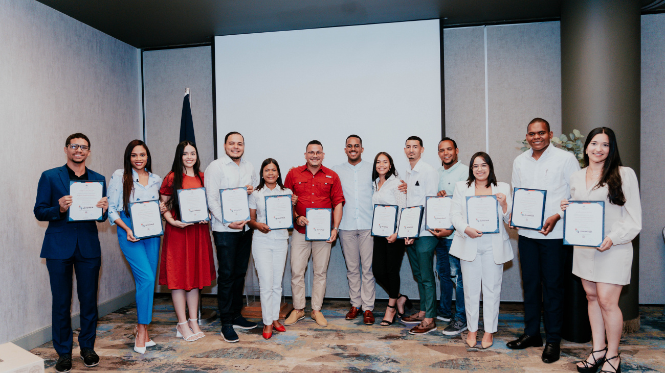 Ganadores del Premio Nacional de la Juventud serán embajadores de iniciativas de la institución