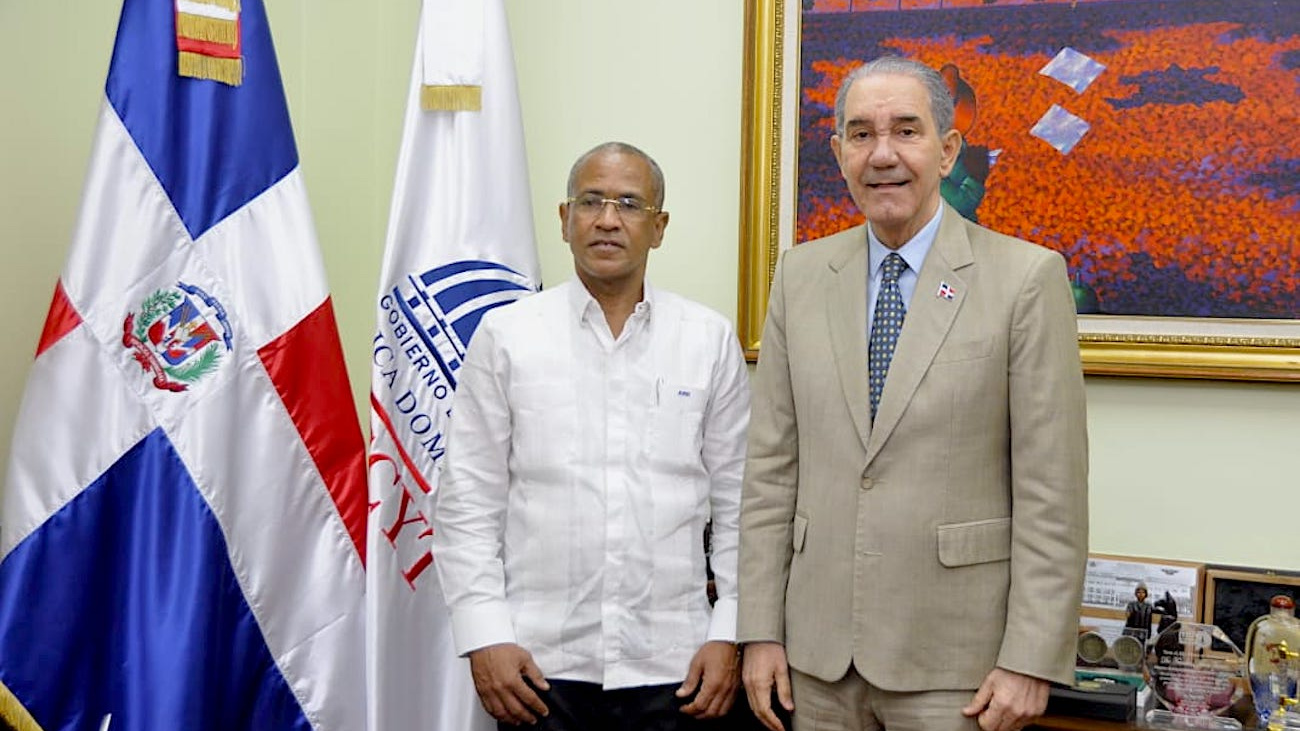 MESCYT y UTEPDA trabaja en el desarrollo de programas educativos agroforestales en la Región Sur del país