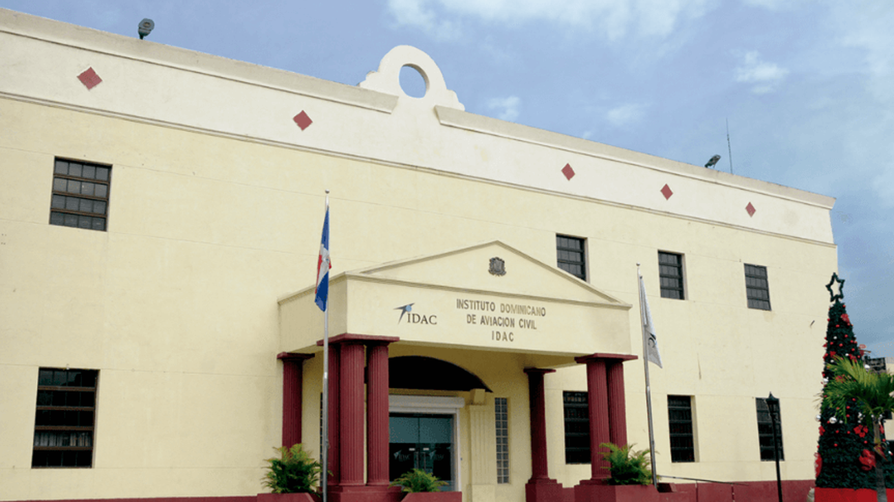 Fachada de la Institución