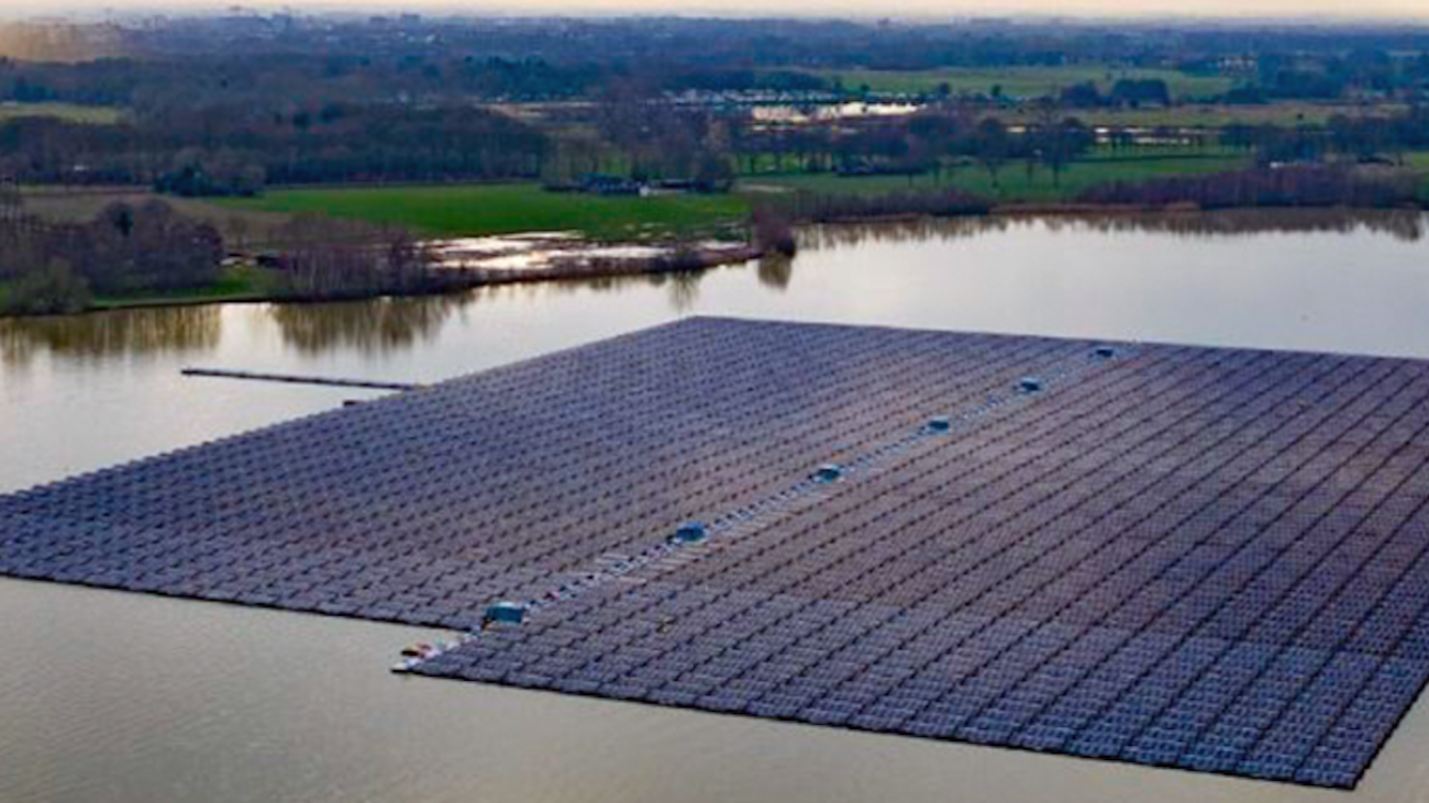 República Dominicana evalúa instalación de paneles solares flotantes en embalses de las presas