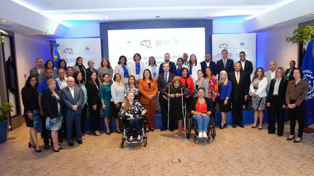 Presentan programa de capacitación para la asistencia a personas con discapacidad