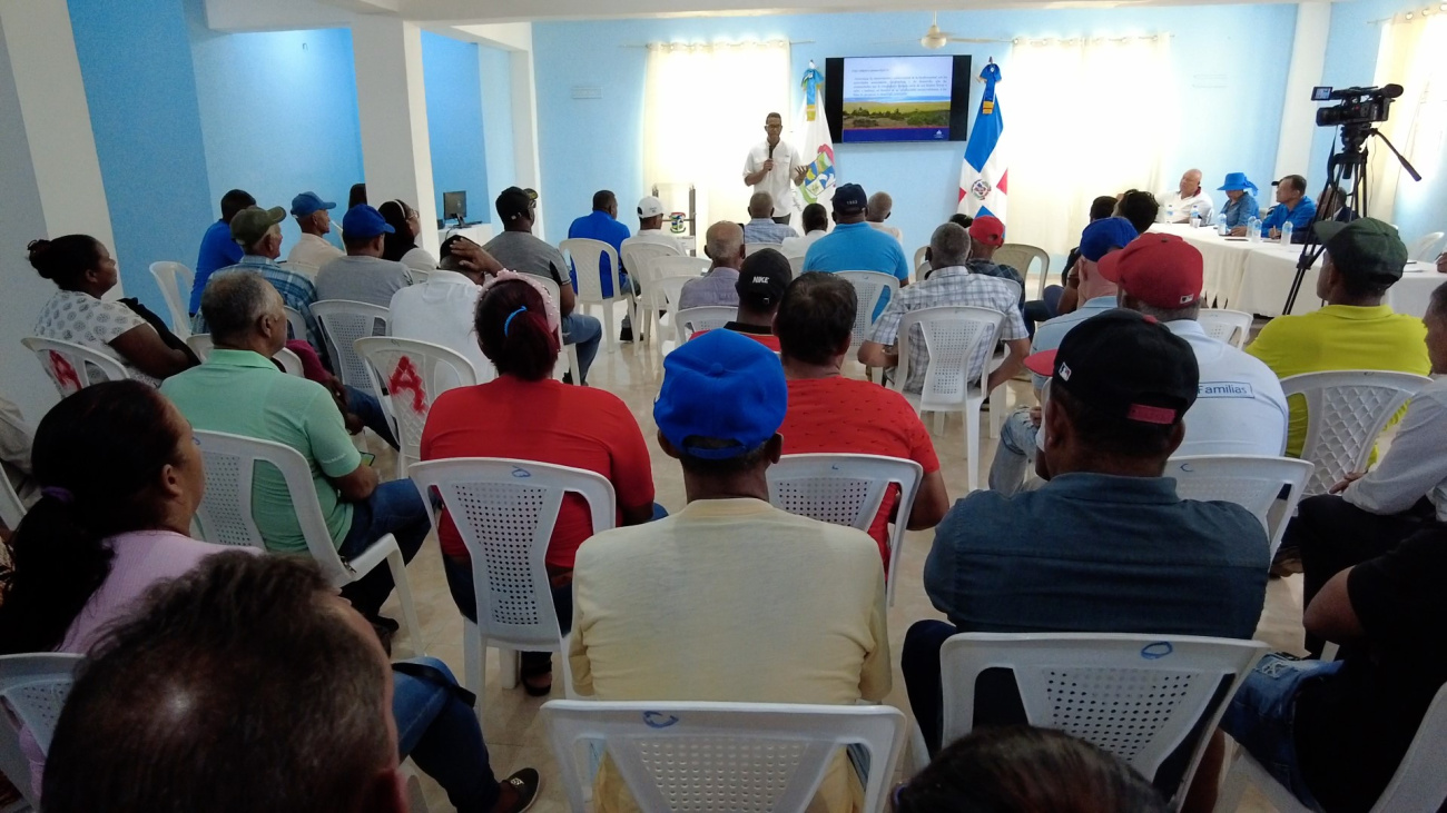 Medio Ambiente socializa con comunidades la importancia de que la Unesco designe la Reserva de la Biosfera Madre de las Aguas