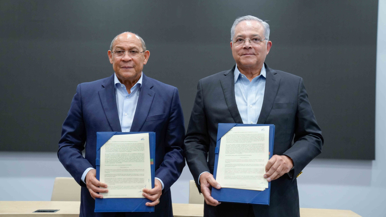 Con inversión de más de 140 millones de pesos, Infotep y Fonper capacitarán en repostería, panadería y confección textil a miles de personas en el sur y el Cibao