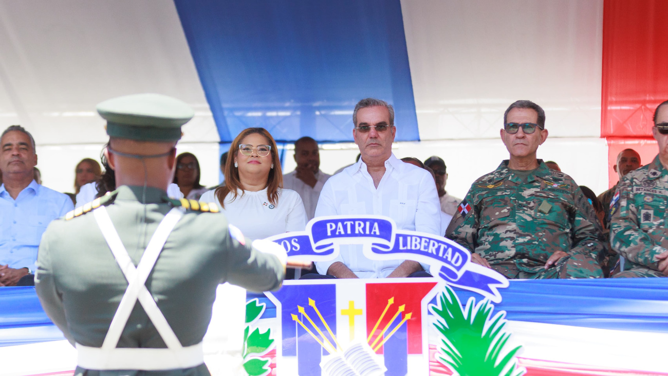 desfile civico militar