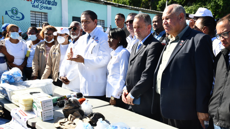 Ministro de Salud: Muestra de agua en zona de La Zurza está libre de contaminación por cólera