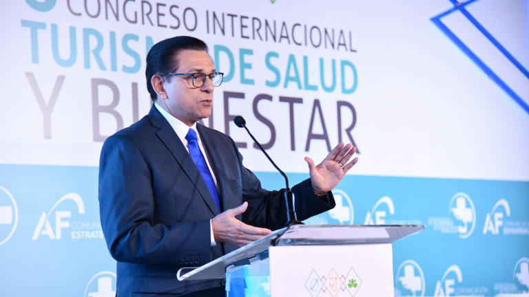 Ministro de Salud resalta avances significativos en turismo de salud