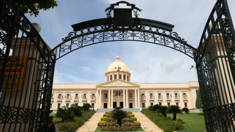 Fachada Palacio