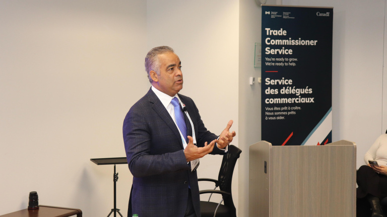 Ministro Joel Santos 