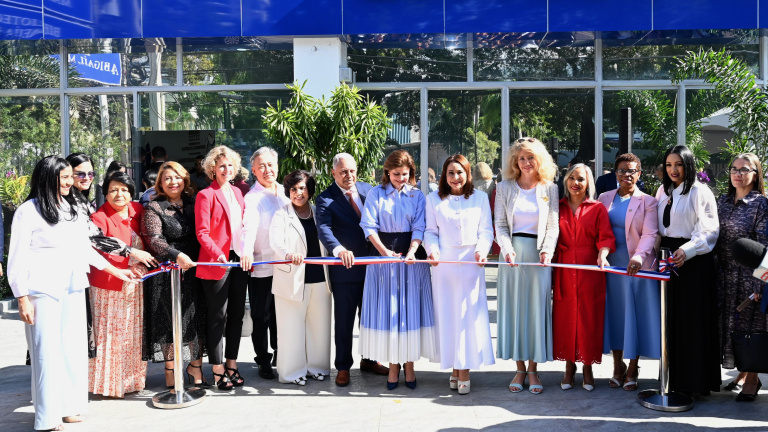 Vicepresidenta Raquel Peña encabeza inauguración de la Escuela de Igualdad Magaly Pineda